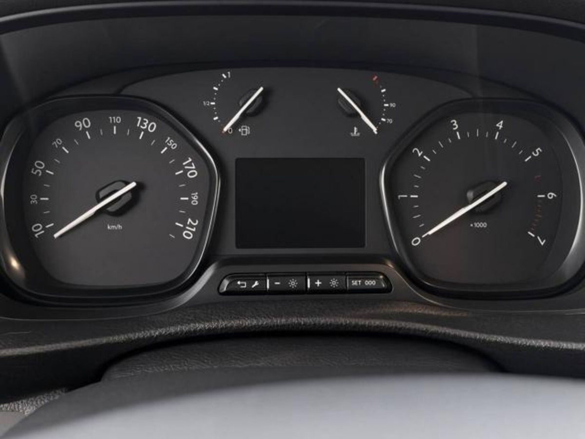 Citroen Jumpy Furgone 1.5 BlueHDi 120 S&S PL-DC Mobile Furgone M (17)