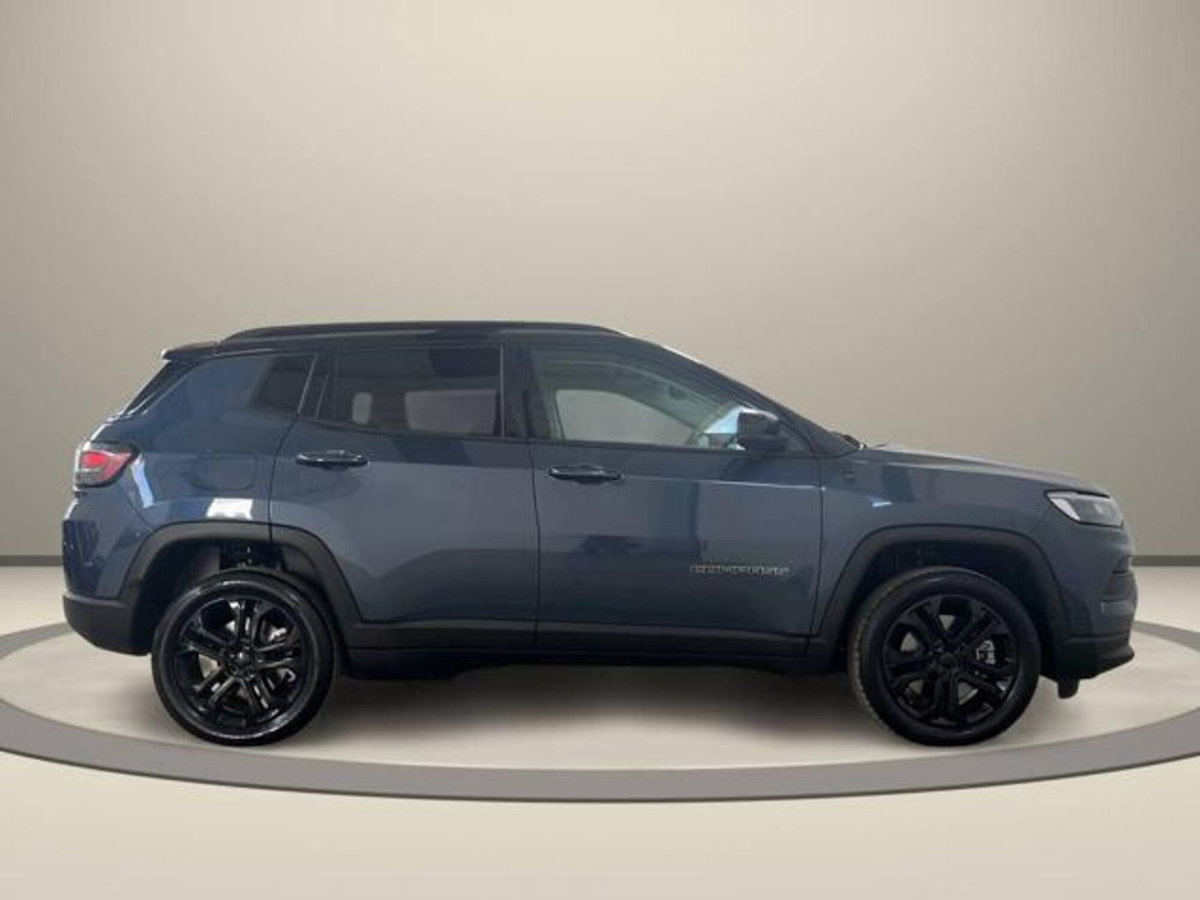 Jeep Compass 1.3 turbo t4 phev North Star 4xe auto (4)