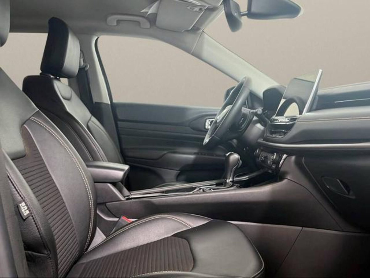 Jeep Compass 1.3 T4 240CV PHEV AT6 4xe Upland (12)