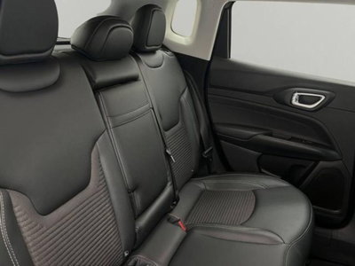 Jeep Compass 1.3 T4 240CV PHEV AT6 4xe Upland (13)