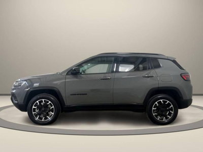 Jeep Compass 1.3 T4 240CV PHEV AT6 4xe Upland (3)