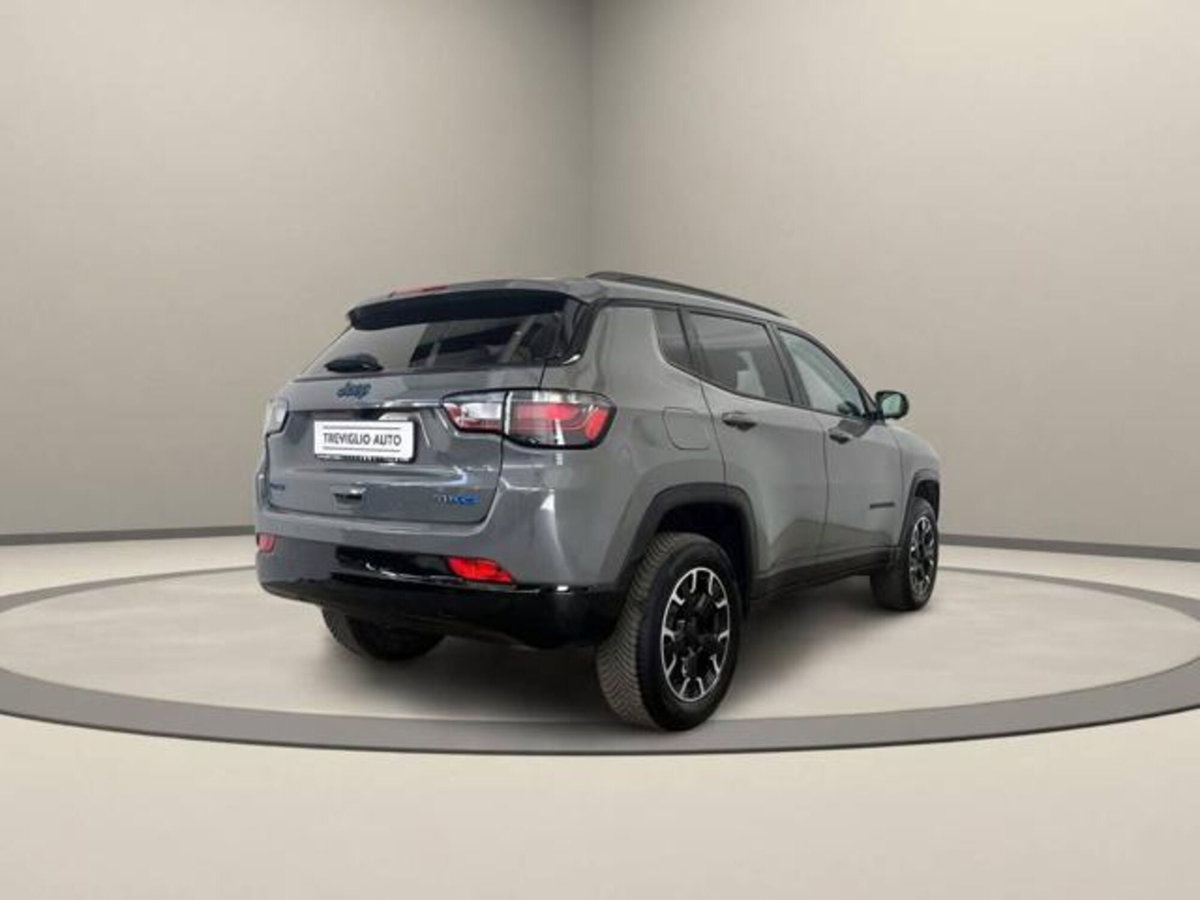 Jeep Compass 1.3 T4 240CV PHEV AT6 4xe Upland (5)