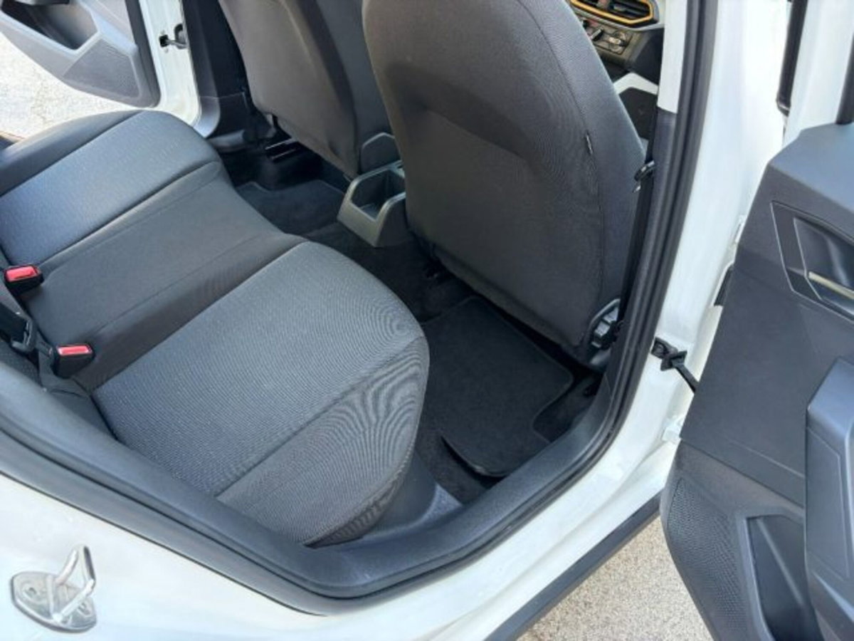 SEAT Arona 1.0 EcoTSI 110 CV DSG Style (15)