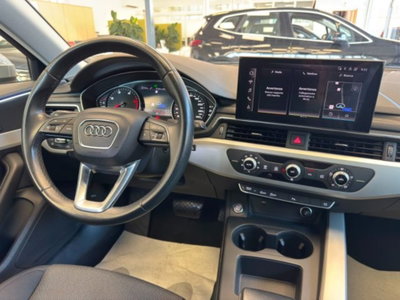 Audi A4 Avant 30 2.0 tdi mhev S Line edition 136cv s-tronic (11)