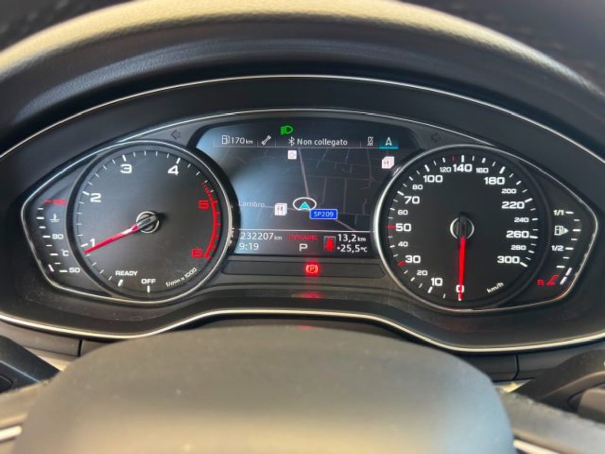 Audi A4 Avant 30 2.0 tdi mhev S Line edition 136cv s-tronic (12)