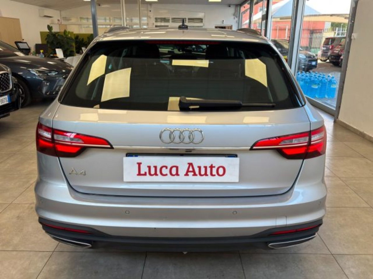 Audi A4 Avant 30 2.0 tdi mhev S Line edition 136cv s-tronic (5)