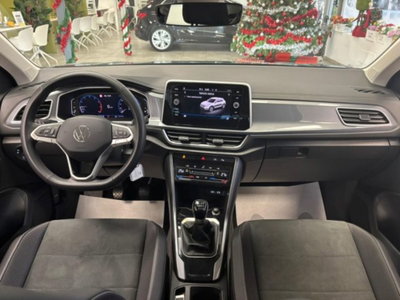 Volkswagen T-Roc 1.0 tsi Style 115cv (10)
