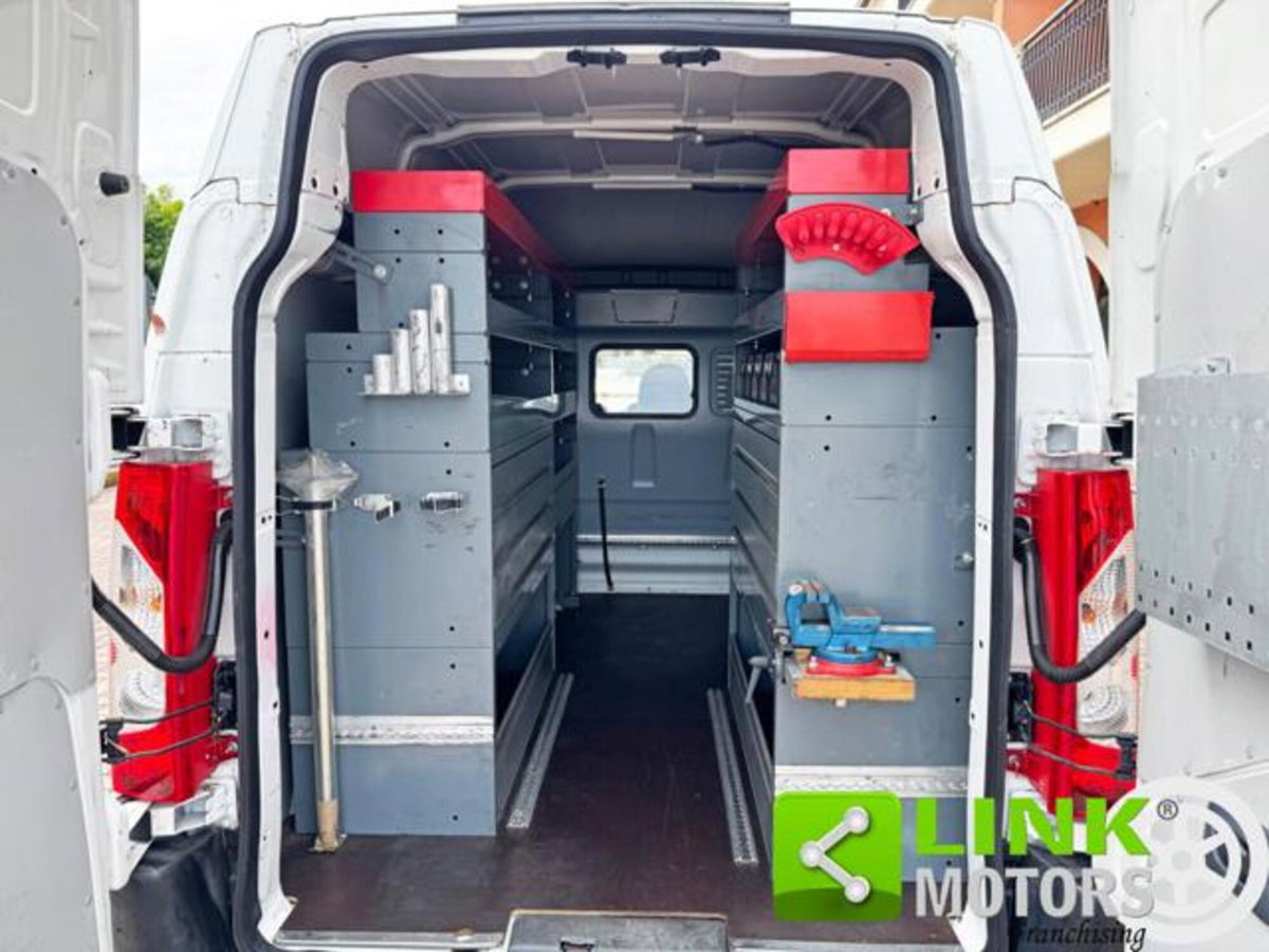 Toyota Proace 2.0 D-4D PL-TN Furgone Lounge 12q (15)