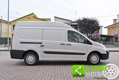 Toyota Proace 2.0 D-4D PL-TN Furgone Lounge 12q (6)