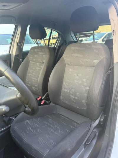 Opel Corsa 1.2 5 porte Elective (11)