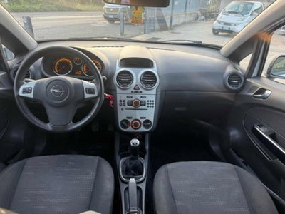 Opel Corsa 1.2 5 porte Elective (12)