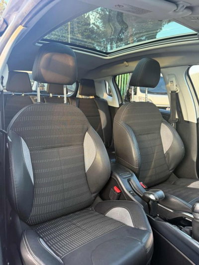 Peugeot 2008 e-HDi 92 CV Stop&Start Allure (15)