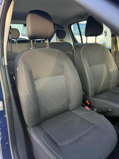 Dacia Sandero 1.2 GPL 75CV Ambiance (8)