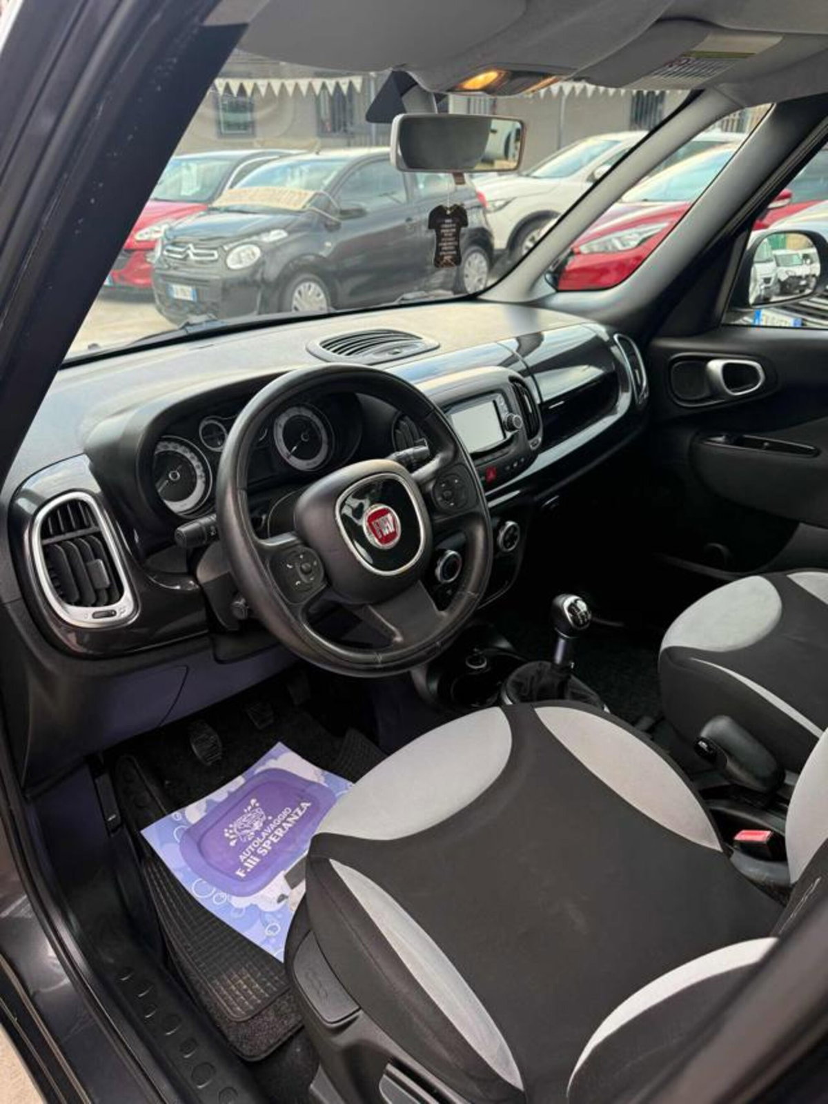 Fiat 500L 1.3 Multijet 85 CV Dualogic Lounge (13)