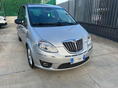 Lancia Musa 1.3 Mjt 95 CV DFN Diva (2)