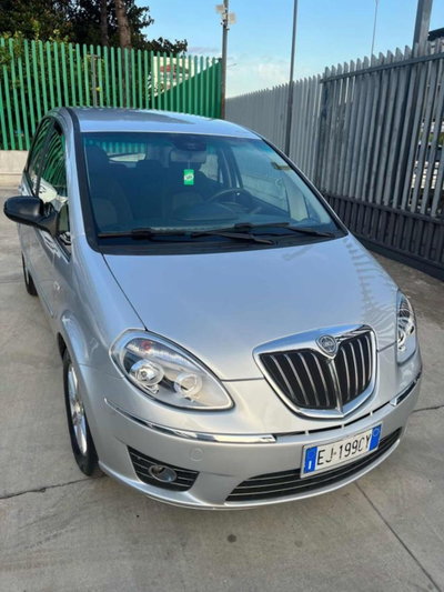 Lancia Musa 1.3 Mjt 95 CV DFN Diva (3)