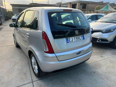 Lancia Musa 1.3 Mjt 95 CV DFN Diva (6)