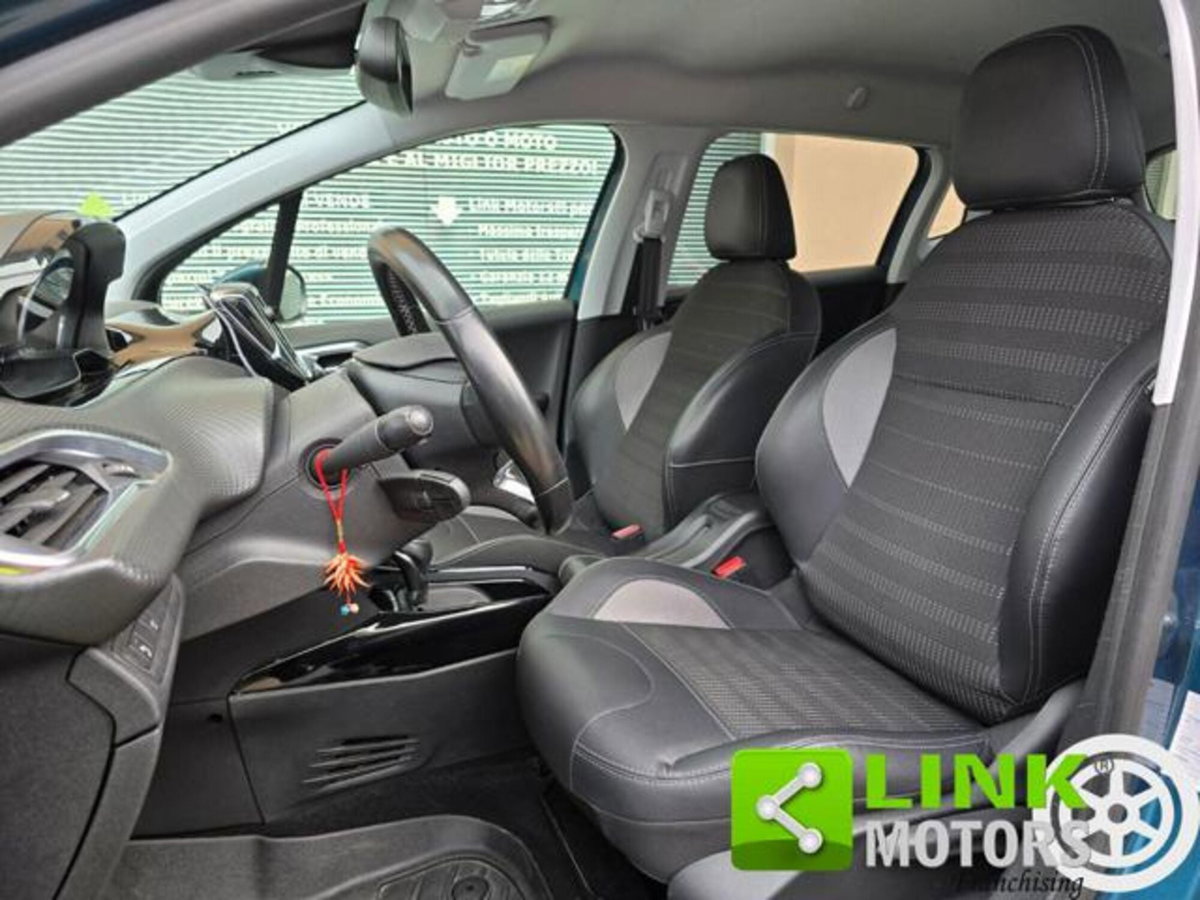 Peugeot 2008 Turbo 110 EAT6 S&S Allure (10)