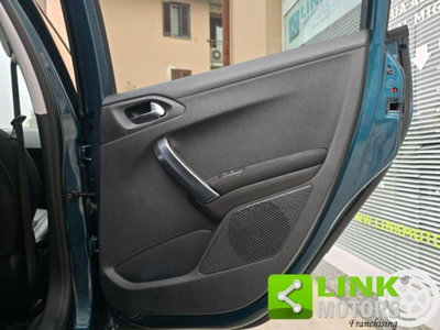 Peugeot 2008 Turbo 110 EAT6 S&S Allure (19)