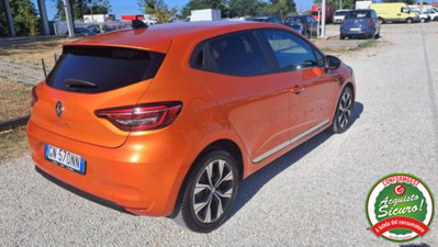 Renault Clio Blue dCi 100 CV 5 porte Evolution (2)
