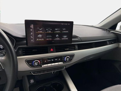 Audi A4 35 TDI/163 CV S tronic Business Advanced (10)