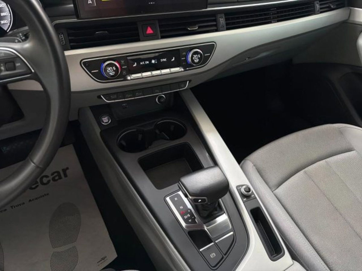 Audi A4 35 TDI/163 CV S tronic Business Advanced (11)