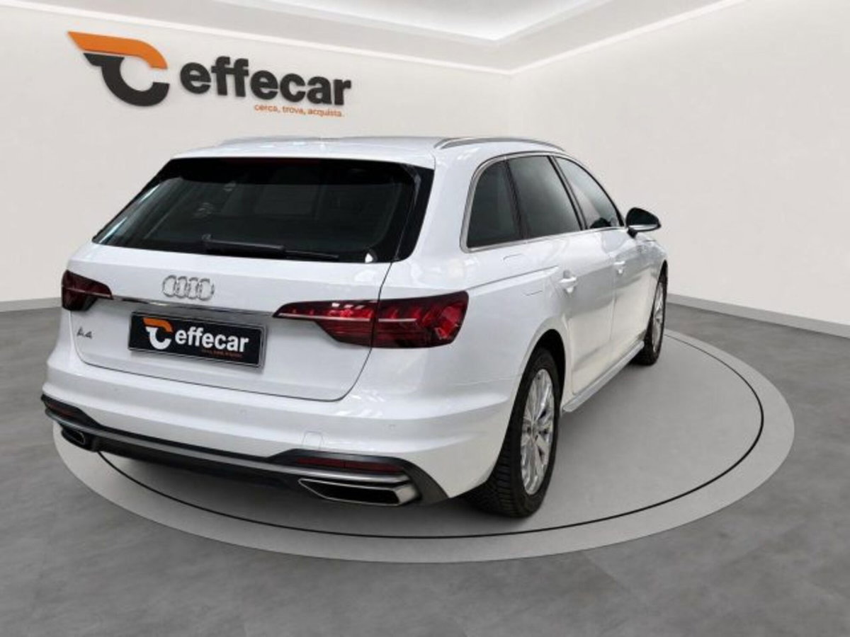 Audi A4 Avant 40 TFSI quattro S tronic Business Advanced (6)
