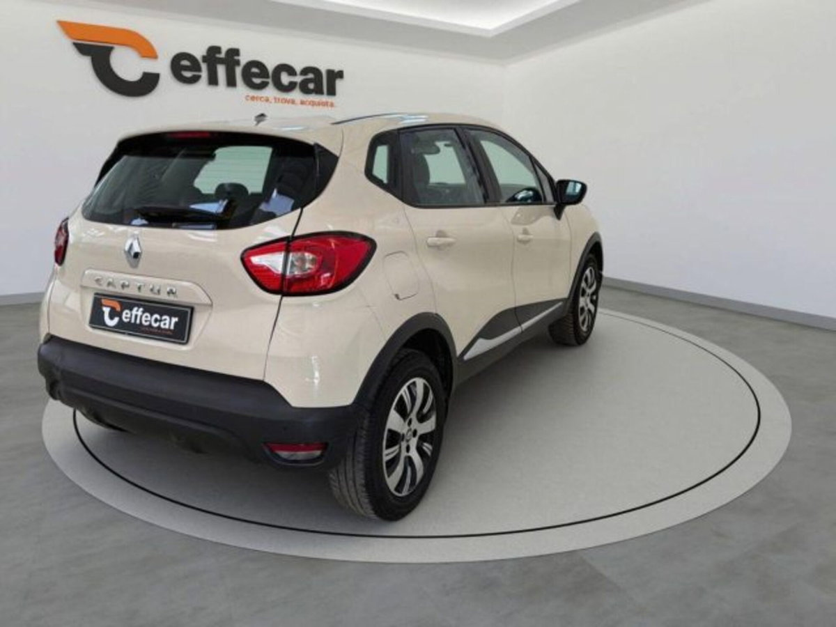 Renault Captur TCe 12V 90 CV Start&Stop Energy Life (6)