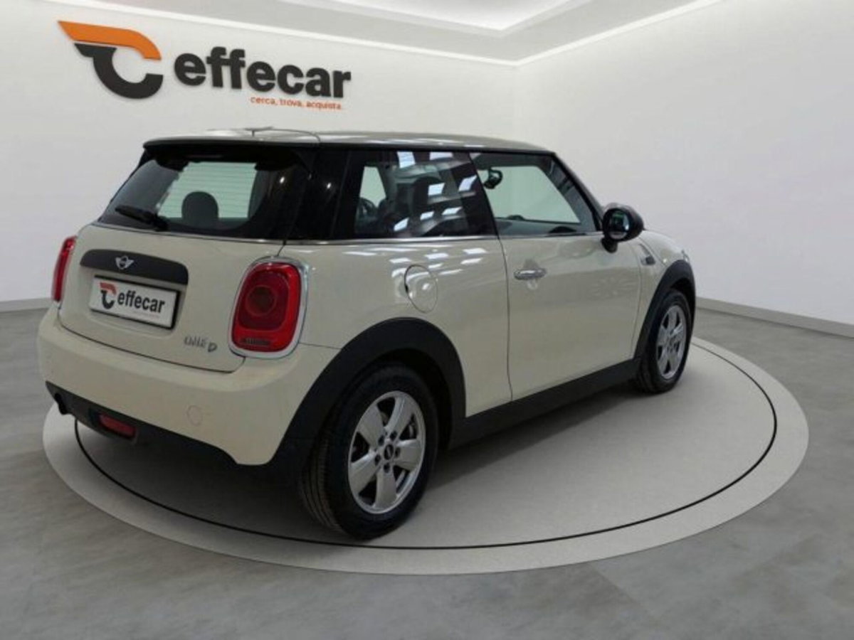 MINI Mini 1.5 One D (6)