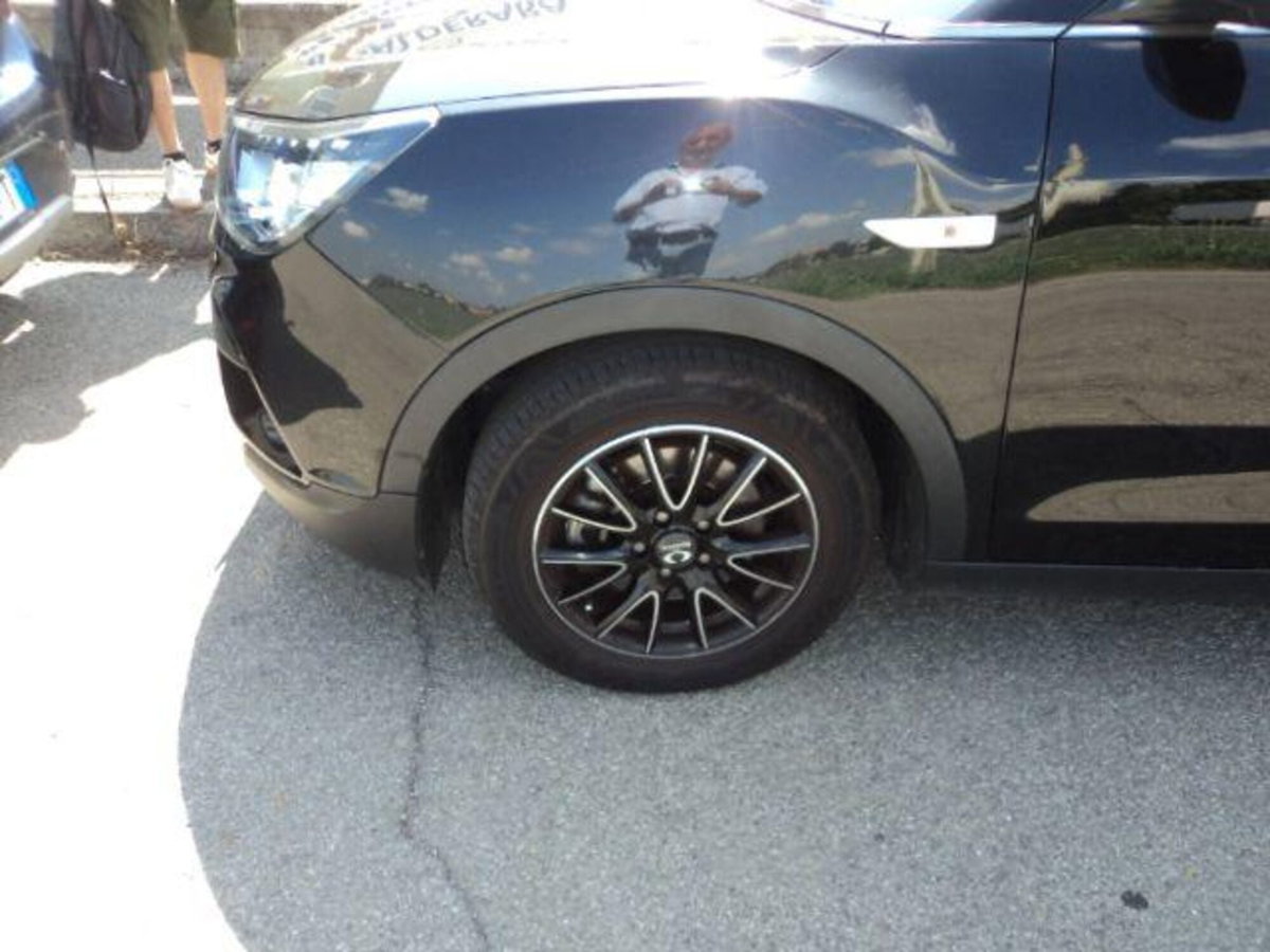 Ssangyong Tivoli 1.6d 4WD Go (3)