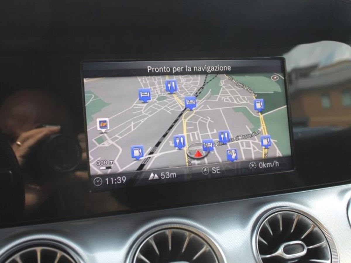 Mercedes-Benz Classe E Coupé 220 d 4Matic Premium (13)
