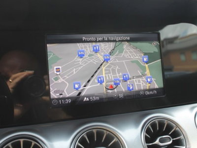 Mercedes-Benz Classe E Coupé 220 d 4Matic Premium (13)