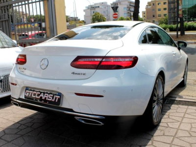 Mercedes-Benz Classe E Coupé 220 d 4Matic Premium (4)