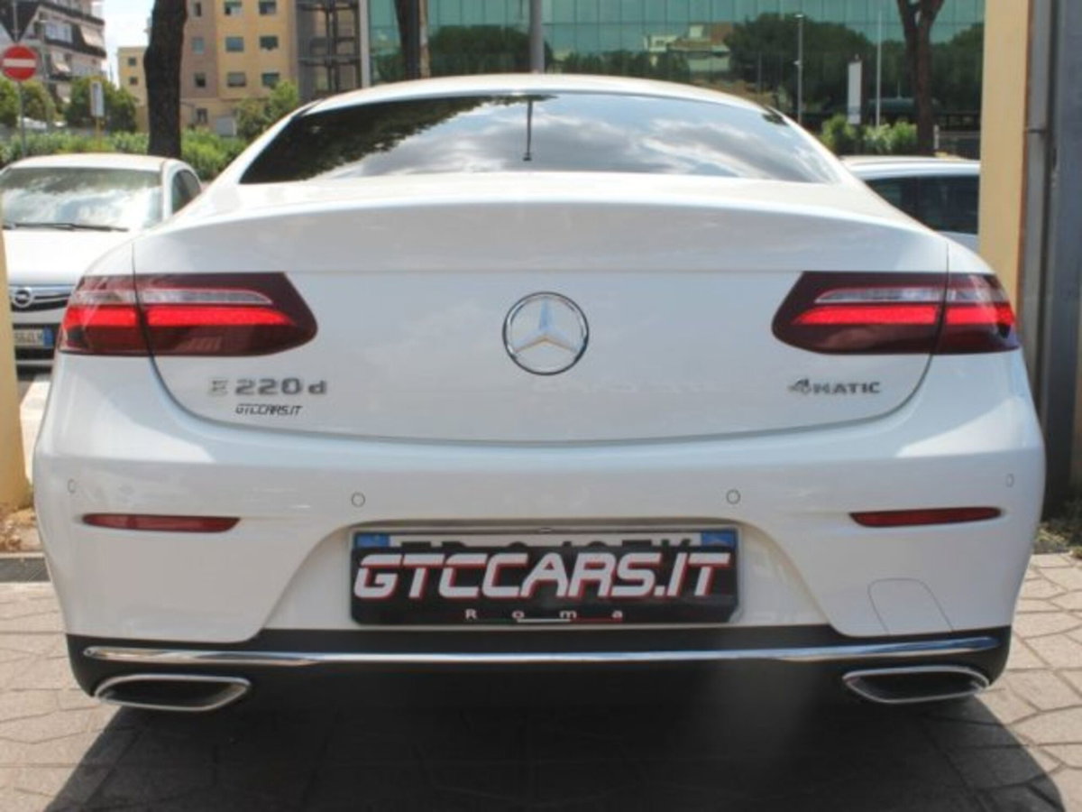 Mercedes-Benz Classe E Coupé 220 d 4Matic Premium (5)