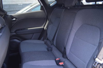 Renault Captur 1.0 eco-g Techno 100cv (9)