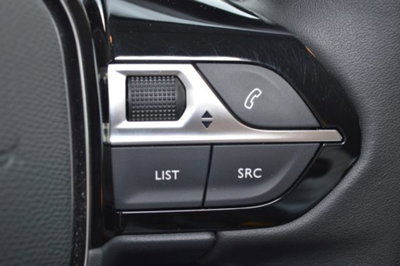 Peugeot 208 50 kWh Allure (14)