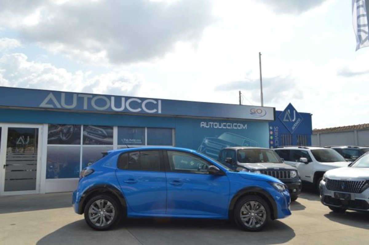 Peugeot 208 50 kWh Allure (2)