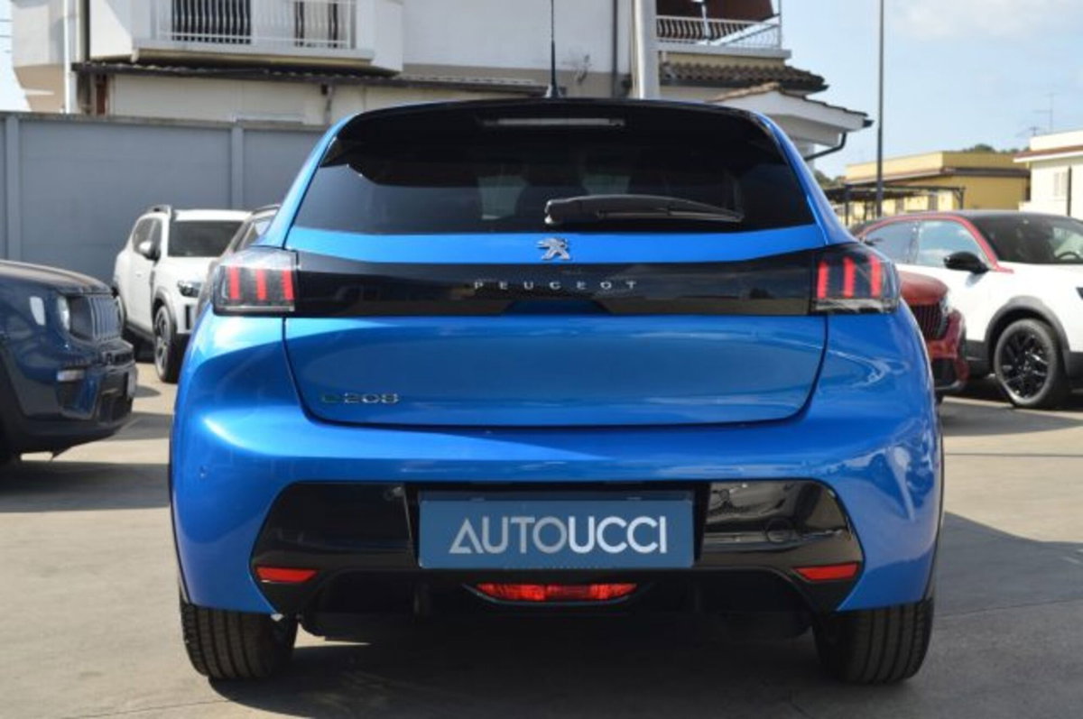 Peugeot 208 50 kWh Allure (6)