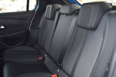 Peugeot 208 50 kWh Allure (9)