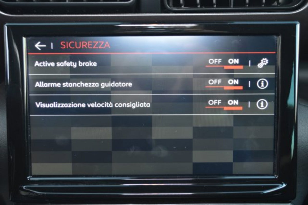 Citroen C3 Aircross 1.2 puretech Plus s&s 110cv (19)