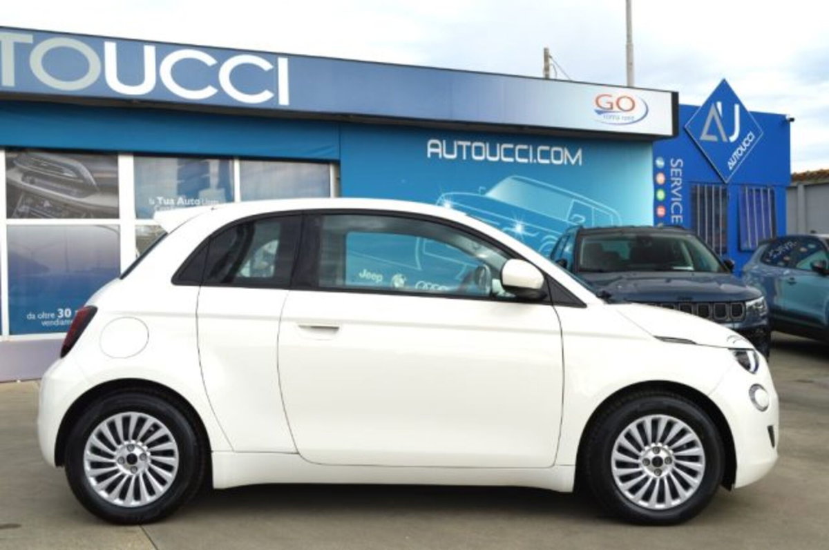 Fiat 500e 42 kWh (18)
