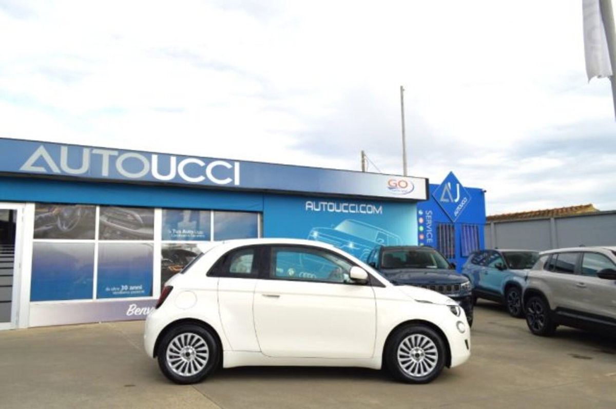 Fiat 500e 42 kWh (2)