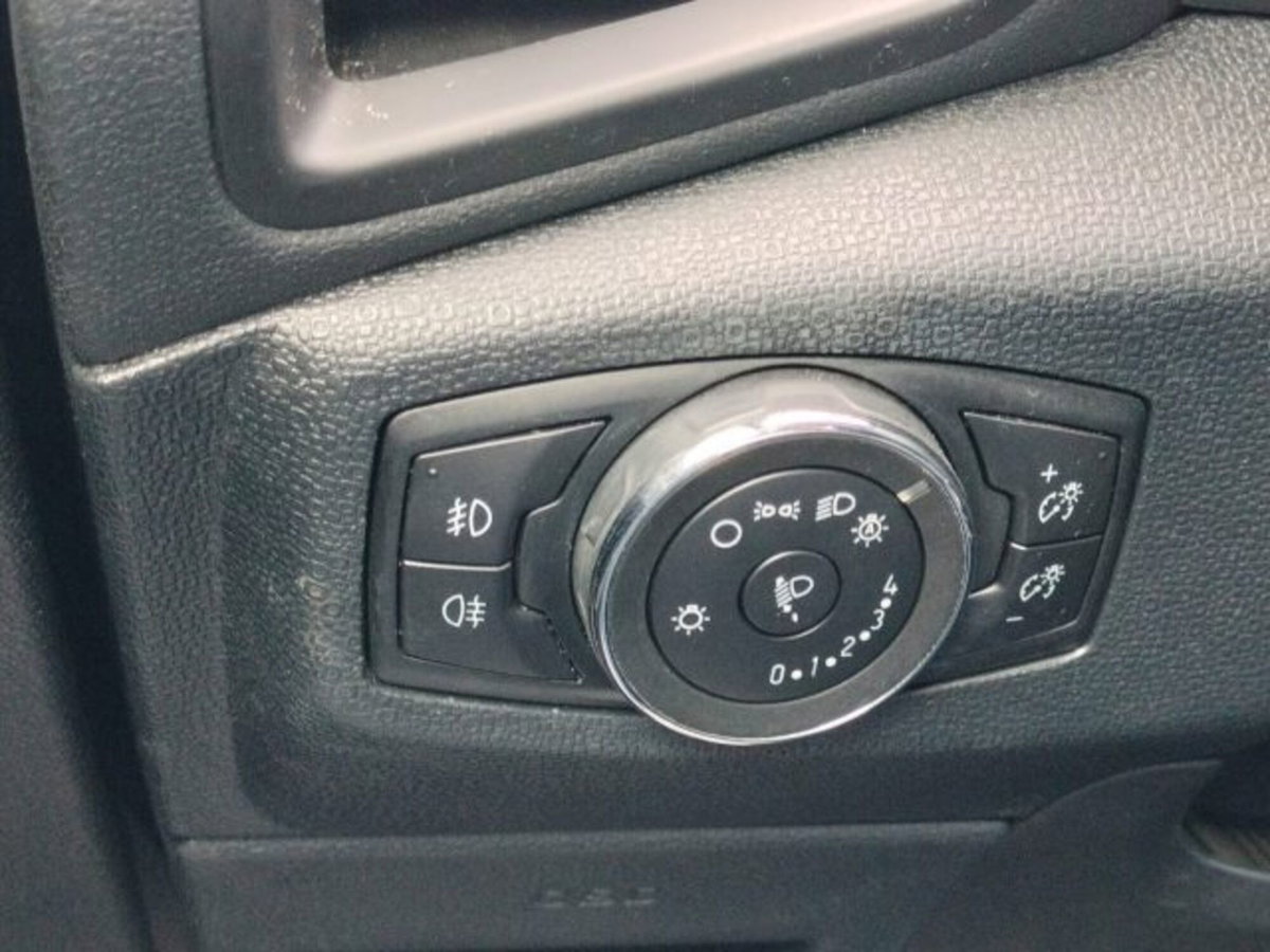 Ford EcoSport 1.0 EcoBoost 125 CV Start&Stop ST-Line (15)