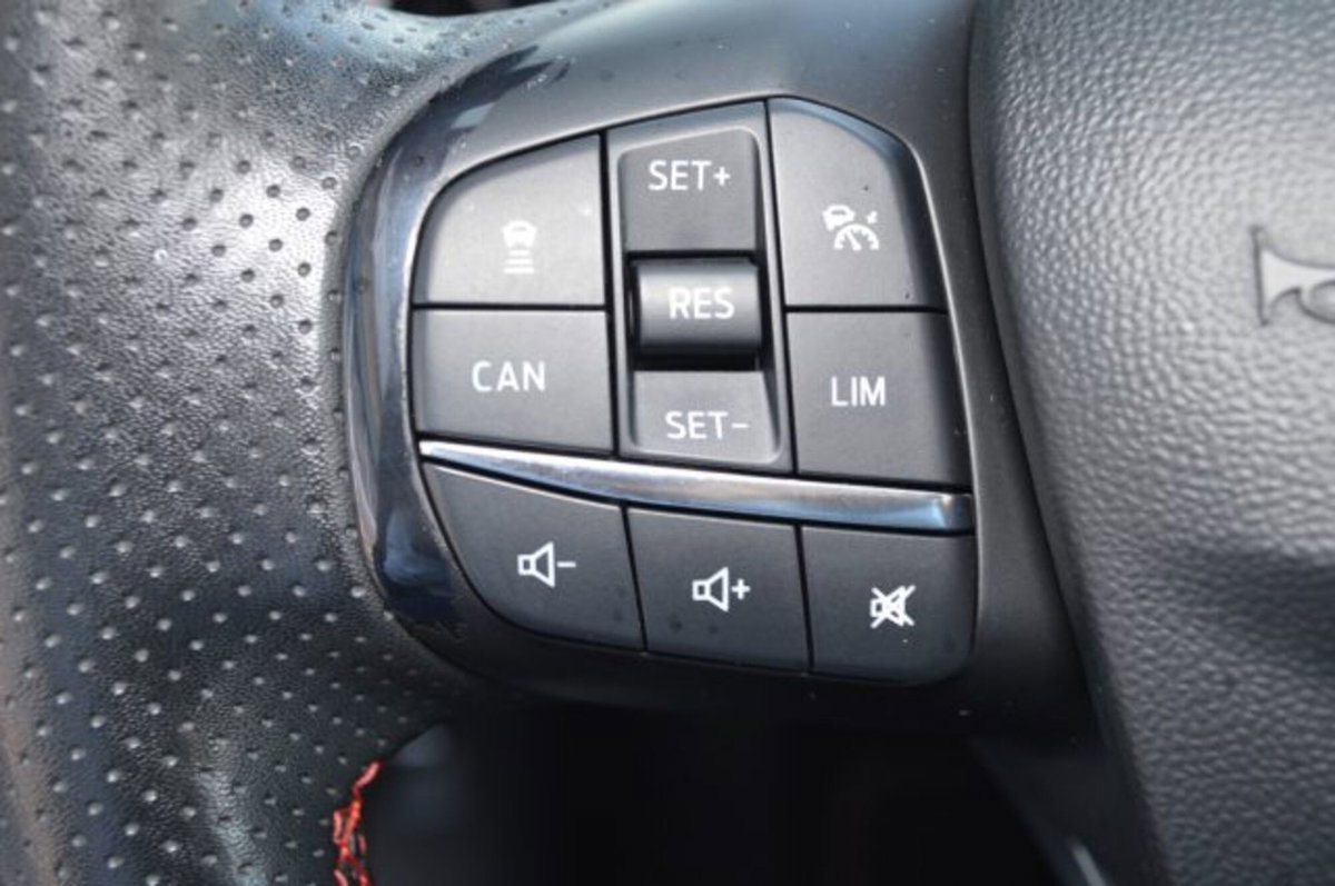 Ford Fiesta 1.0 Ecoboost Hybrid 125 CV DCT 5 porte ST-Line (13)