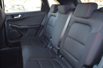 Ford Kuga 1.5 EcoBoost 150 CV 2WD ST-Line (9)