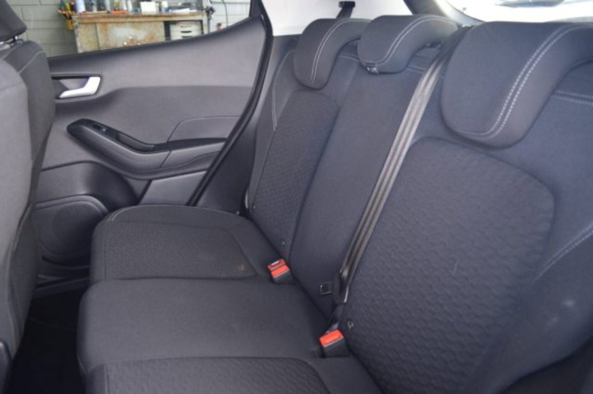 Ford Fiesta 1.1 75 CV GPL 5 porte Titanium (9)