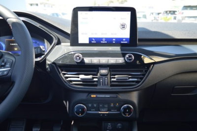 Ford Kuga 1.5 EcoBoost 150 CV 2WD ST-Line (12)