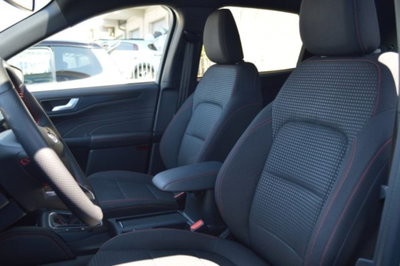 Ford Kuga 1.5 EcoBoost 150 CV 2WD ST-Line (8)