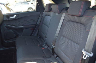 Ford Kuga 1.5 EcoBoost 150 CV 2WD ST-Line (9)