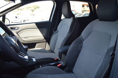 Renault Captur 1.0 eco-g Techno 100cv (8)
